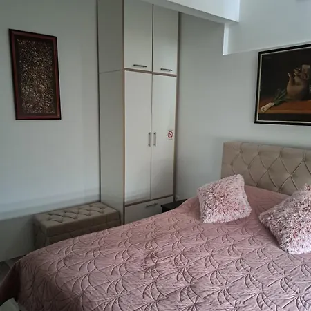 Apartment Zatvoreno Renoviranje